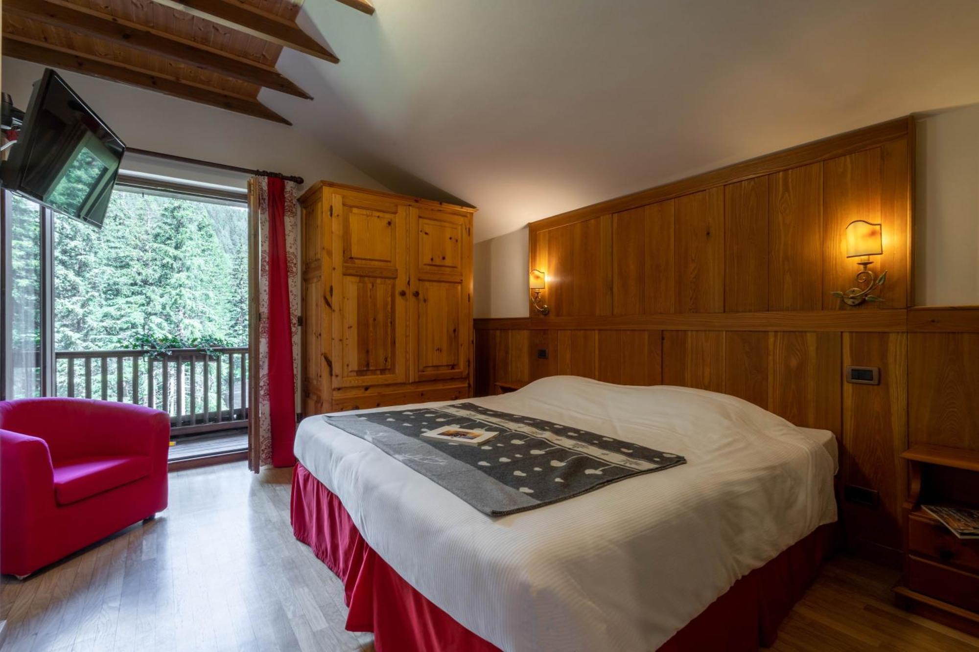 Alpine Forest Hotel Champoluc Exteriér fotografie